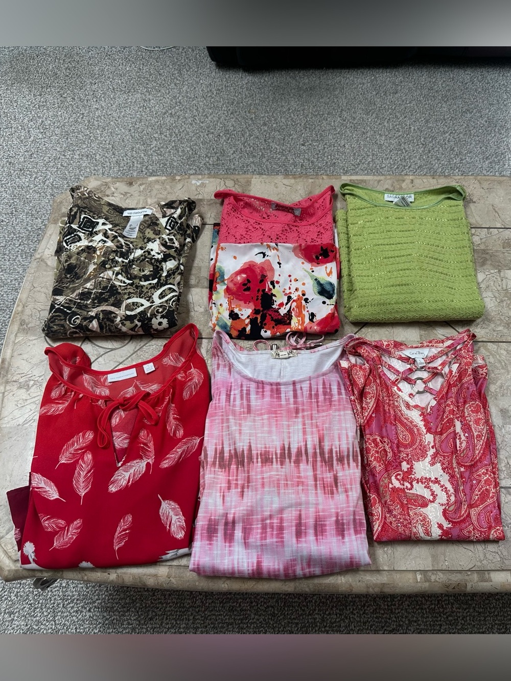 Set of 6 size large tops